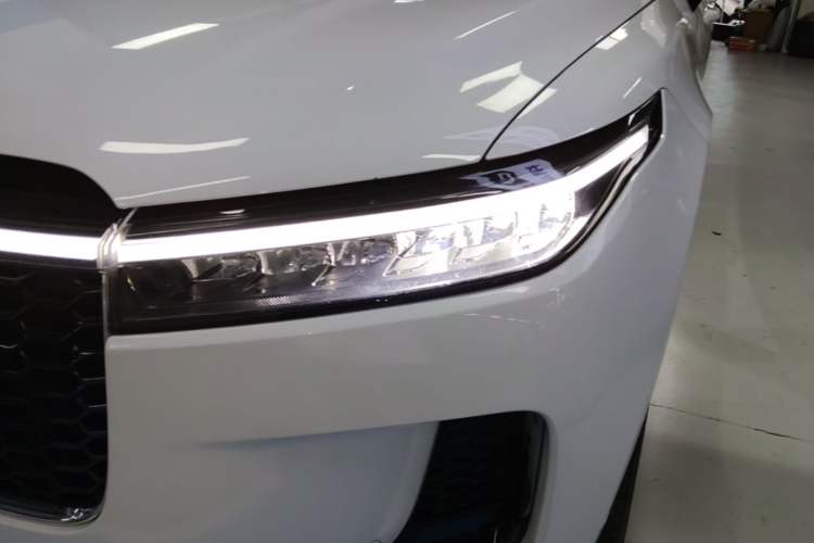 Used Li Auto ONE 2021 Extended-Range 6-Seater Version Left Front Headlight