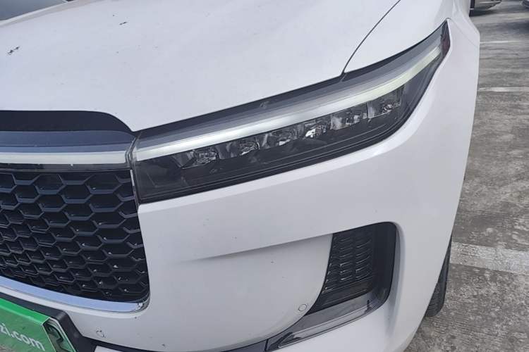 Used Li Auto ONE 2021 Extended-Range 6-Seater Version Left Front Headlight