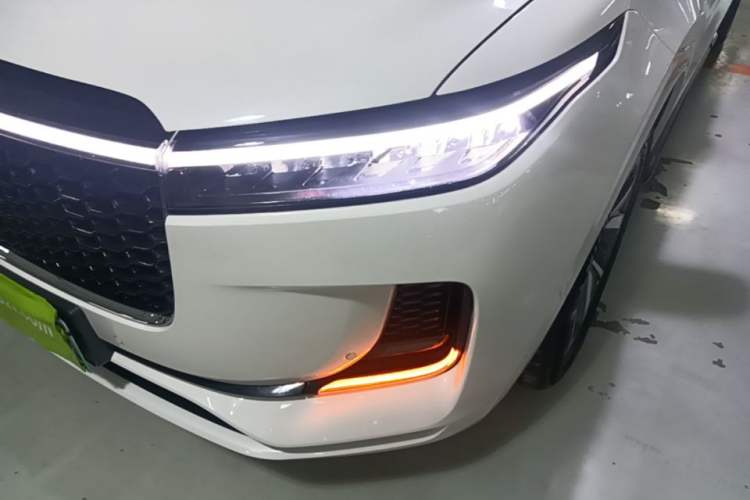 Used Li Auto ONE 2021 Extended-Range 6-Seater Version Left Front Headlight