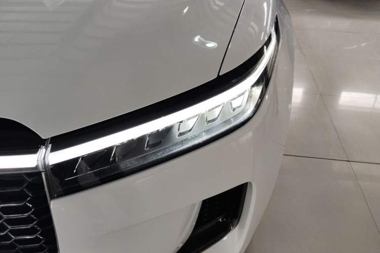 Used Li Auto ONE 2021 Extended-Range 6-Seater Version Left Front Headlight