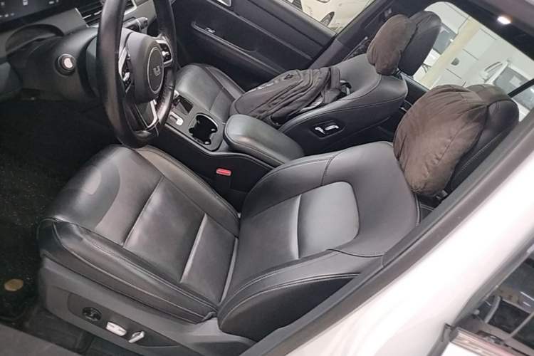 Used Li Auto ONE 2021 Extended-Range 6-Seater Version Left Front Seat