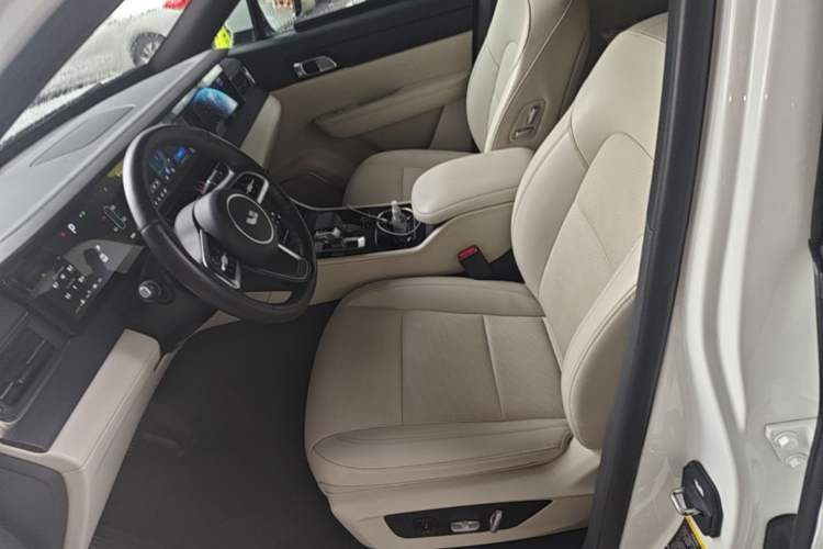 Used Li Auto ONE 2021 Extended-Range 6-Seater Version Left Front Seat