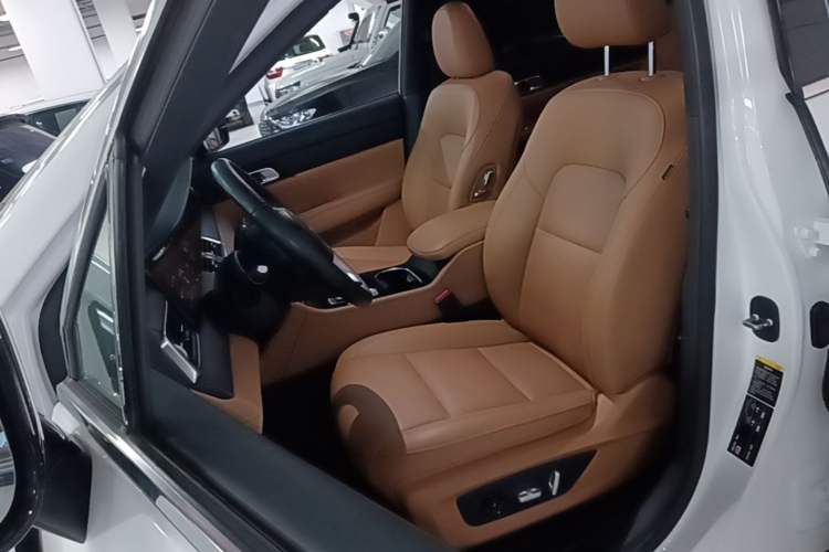 Used Li Auto ONE 2021 Extended-Range 6-Seater Version Left Front Seat