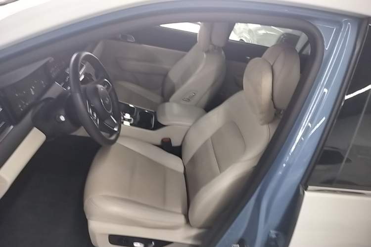 Used Li Auto ONE 2021 Extended-Range 6-Seater Version Left Front Seat