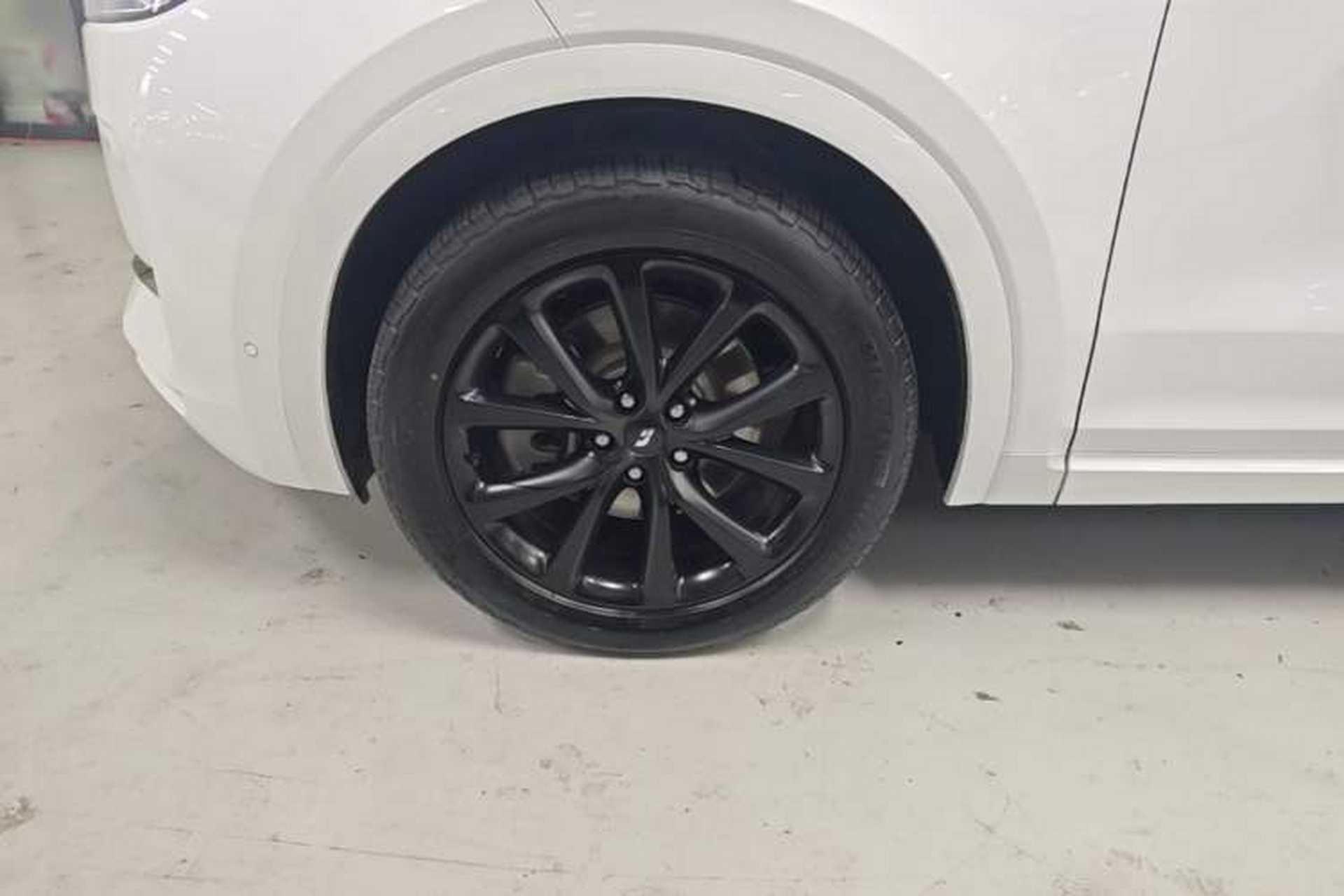 Used Li Auto ONE 2021 Extended-Range 6-Seater Version Left Front Wheel Hub