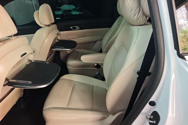 Used Li Auto ONE 2021 Extended-Range 6-Seater Version Left Rear Seat