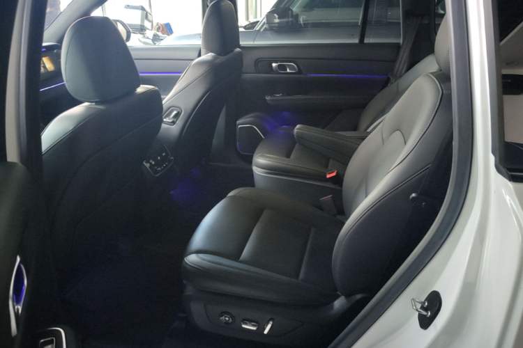 Used Li Auto ONE 2021 Extended-Range 6-Seater Version Left Rear Seat