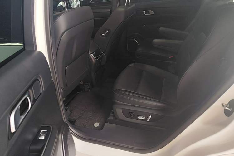 Used Li Auto ONE 2021 Extended-Range 6-Seater Version Left Rear Seat