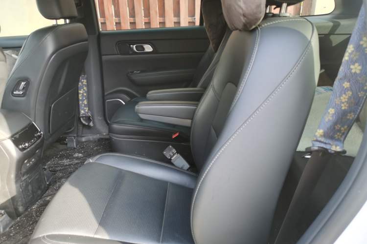 Used Li Auto ONE 2021 Extended-Range 6-Seater Version Left Rear Seat