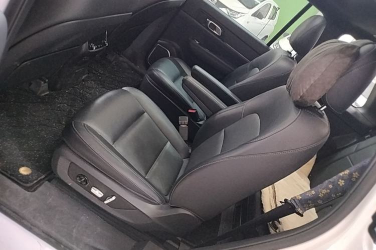 Used Li Auto ONE 2021 Extended-Range 6-Seater Version Left Rear Seat