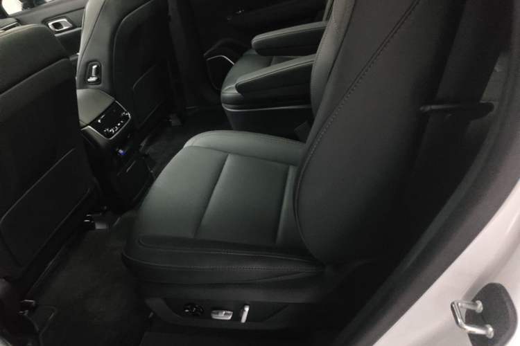 Used Li Auto ONE 2021 Extended-Range 6-Seater Version Left Rear Seat