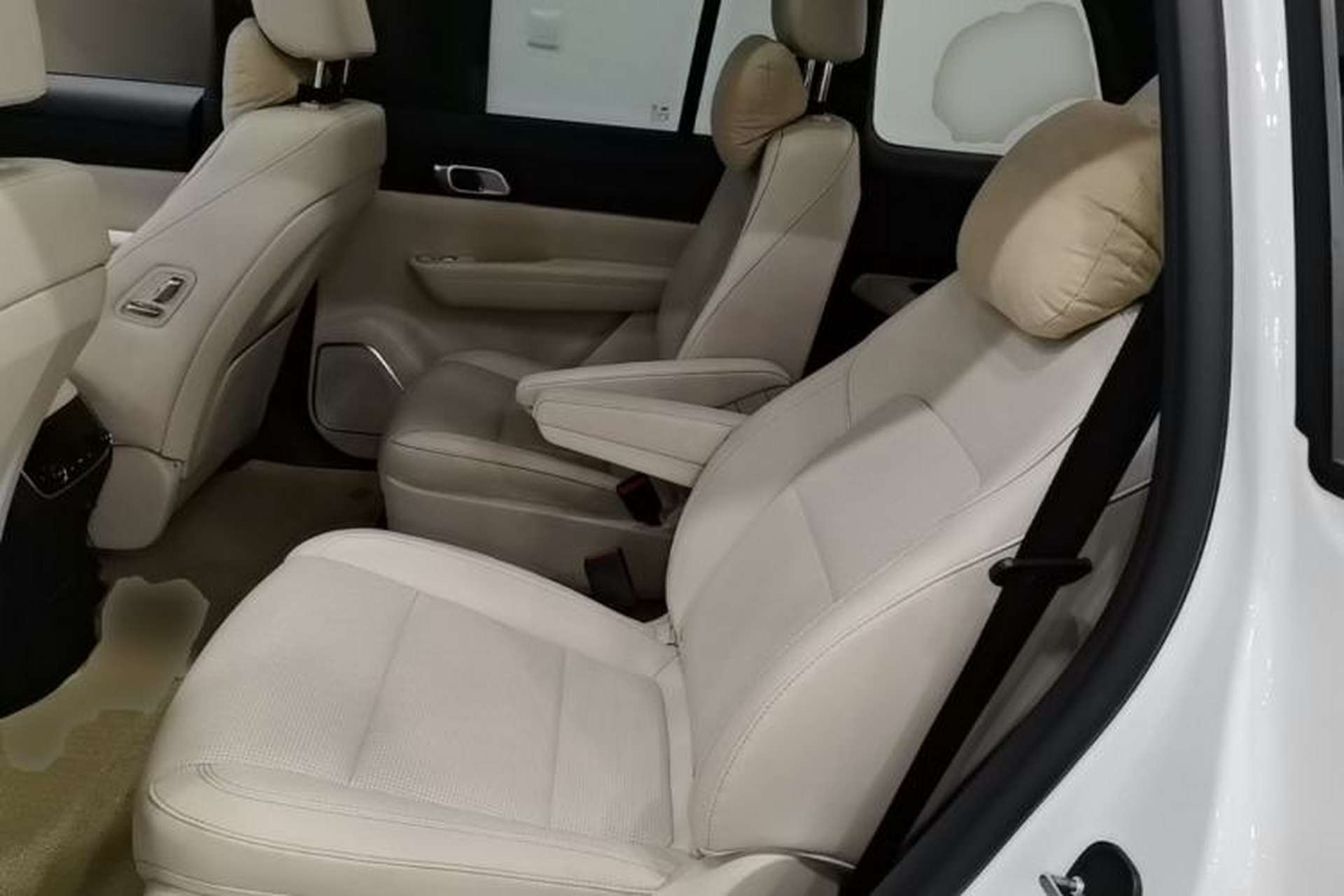Used Li Auto ONE 2021 Extended-Range 6-Seater Version Left Rear Seat
