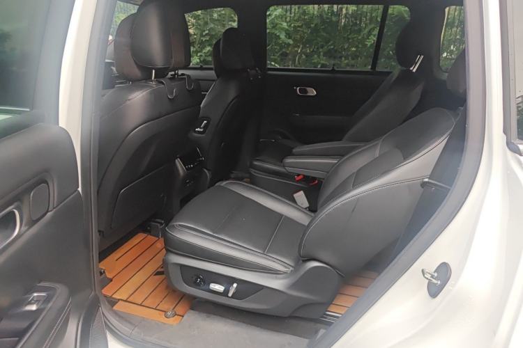 Used Li Auto ONE 2021 Extended-Range 6-Seater Version Left Rear Seat