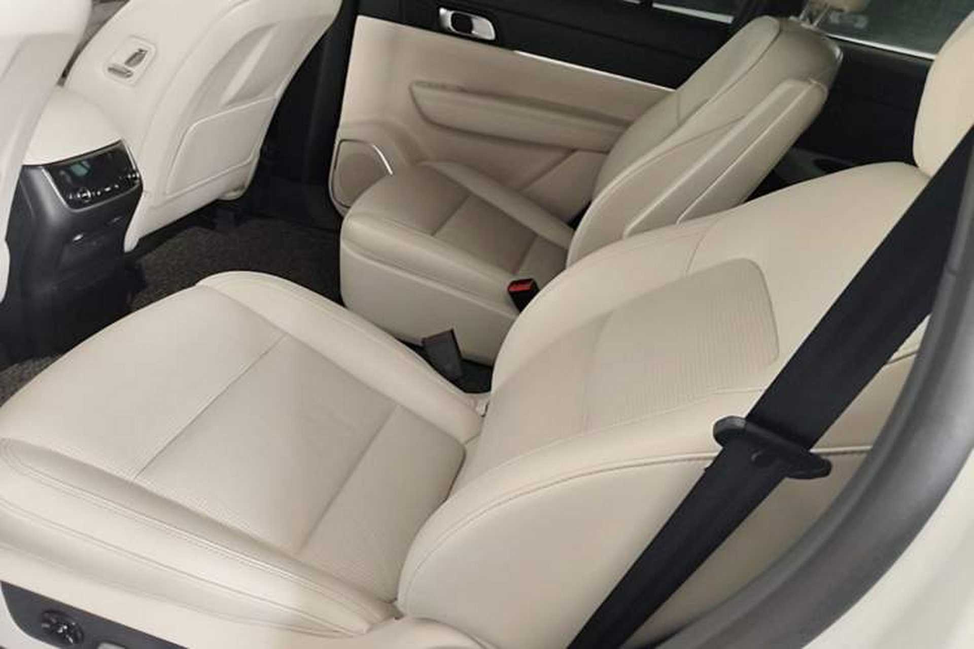 Used Li Auto ONE 2021 Extended-Range 6-Seater Version Left Rear Seat