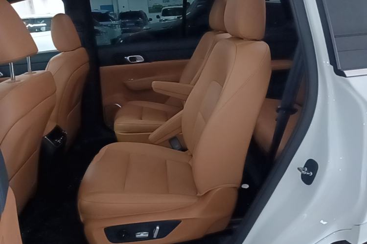 Used Li Auto ONE 2021 Extended-Range 6-Seater Version Left Rear Seat