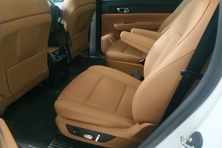 Used Li Auto ONE 2021 Extended-Range 6-Seater Version Left Rear Seat