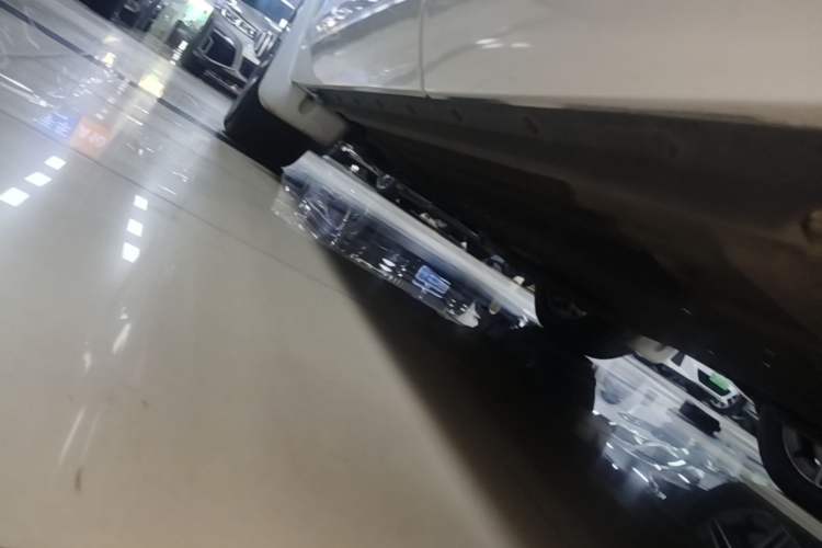 Used Li Auto ONE 2021 Extended-Range 6-Seater Version Left Side Sill