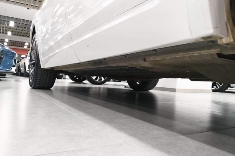 Used Li Auto ONE 2021 Extended-Range 6-Seater Version Left Side Sill