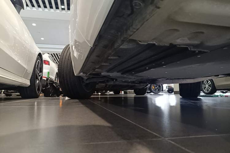 Used Li Auto ONE 2021 Extended-Range 6-Seater Version Left Side Sill