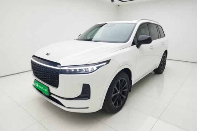Ojetý Li Auto ONE 2021 Extended-Range 6-Seater Version
