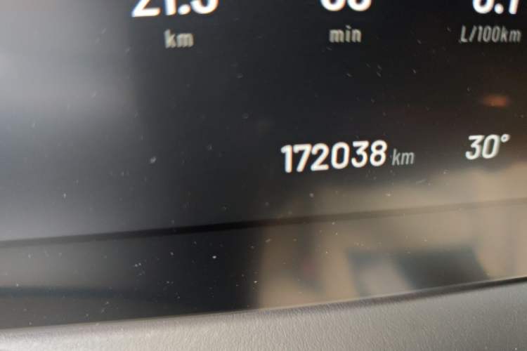 Used Li Auto ONE 2021 Extended-Range 6-Seater Version Odometer Close Up