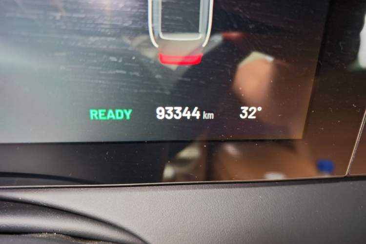 Used Li Auto ONE 2021 Extended-Range 6-Seater Version Odometer Close Up