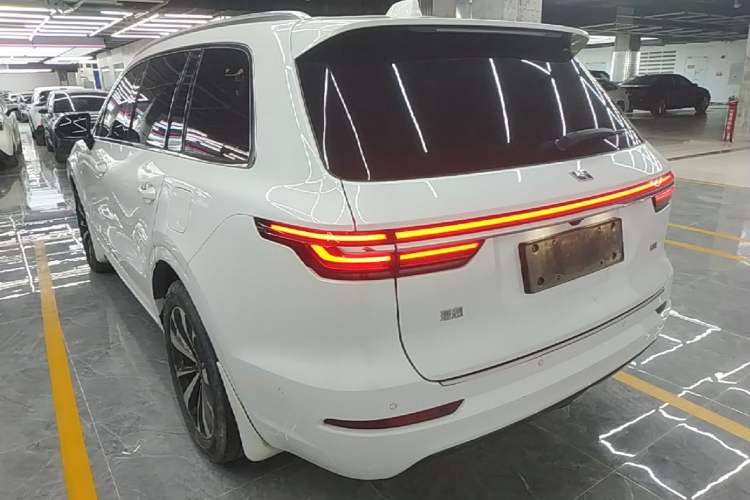 Used Li Auto ONE 2021 Extended-Range 6-Seater Version Rear Left 45 Deg
