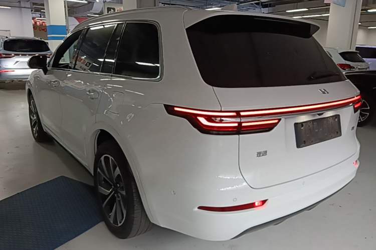 Used Li Auto ONE 2021 Extended-Range 6-Seater Version Rear Left 45 Deg