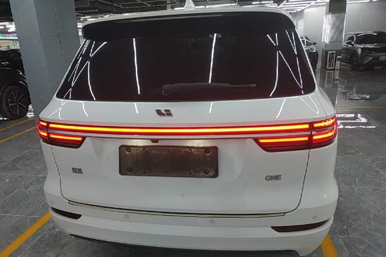 Used Li Auto ONE 2021 Extended-Range 6-Seater Version Rear