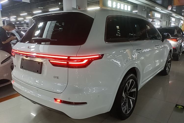 Used Li Auto ONE 2021 Extended-Range 6-Seater Version Rear Right 45 Deg