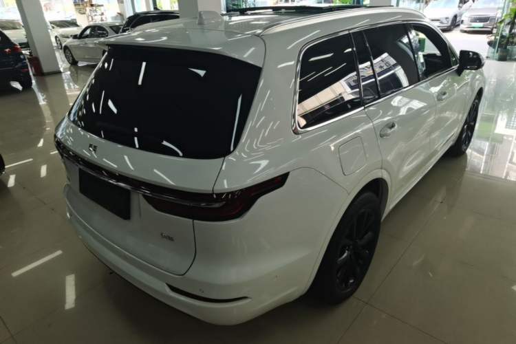 Used Li Auto ONE 2021 Extended-Range 6-Seater Version Rear Right 45 Deg