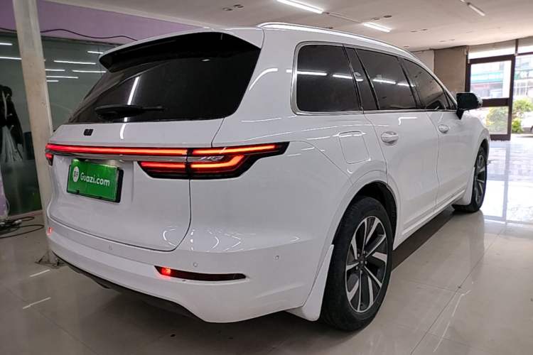 Used Li Auto ONE 2021 Extended-Range 6-Seater Version Rear Right 45 Deg