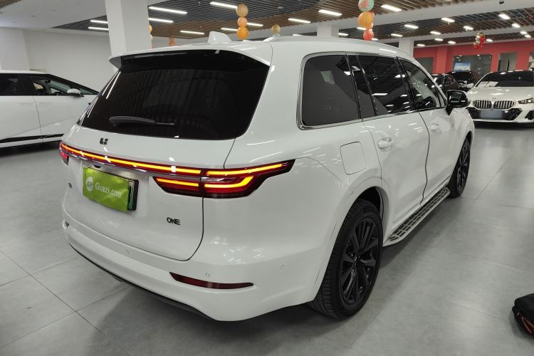Used Li Auto ONE 2021 Extended-Range 6-Seater Version Rear Right 45 Deg