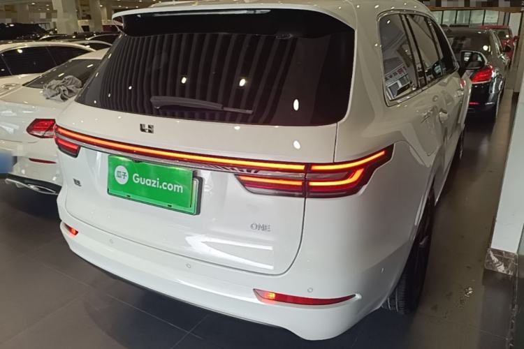 Used Li Auto ONE 2021 Extended-Range 6-Seater Version Rear Right 45 Deg