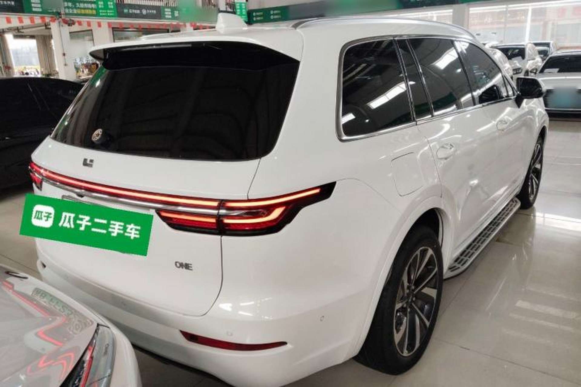 Used Li Auto ONE 2021 Extended-Range 6-Seater Version Rear Right 45 Deg