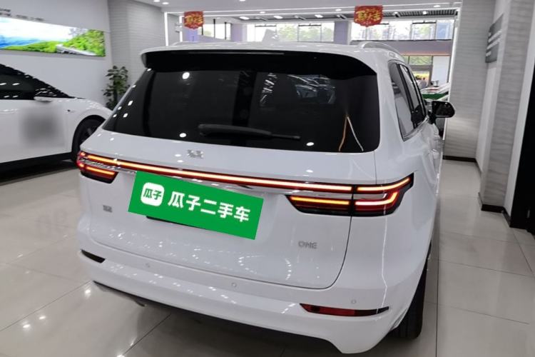Used Li Auto ONE 2021 Extended-Range 6-Seater Version Rear Right 45 Deg