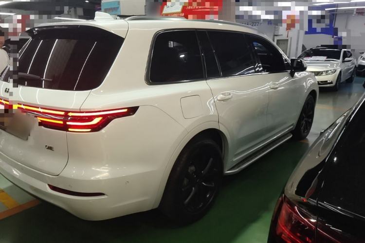 Used Li Auto ONE 2021 Extended-Range 6-Seater Version Rear Right 45 Deg