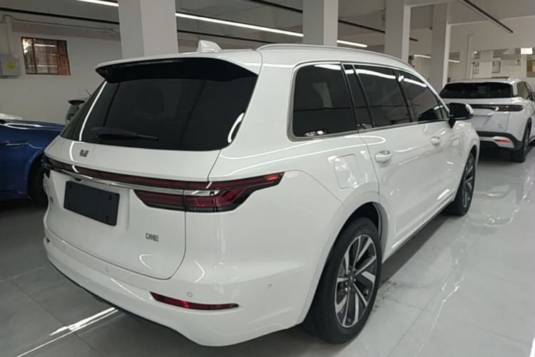 Used Li Auto ONE 2021 Extended-Range 6-Seater Version Rear Right 45 Deg
