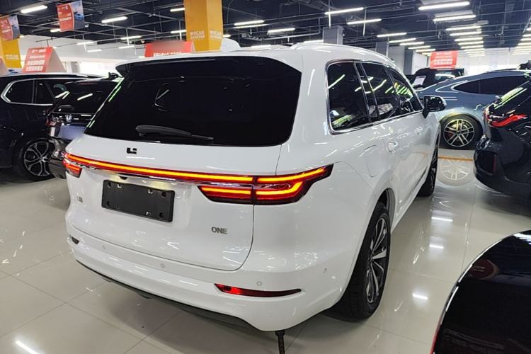 Used Li Auto ONE 2021 Extended-Range 6-Seater Version Rear Right 45 Deg