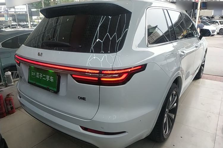Used Li Auto ONE 2021 Extended-Range 6-Seater Version Rear Right 45 Deg