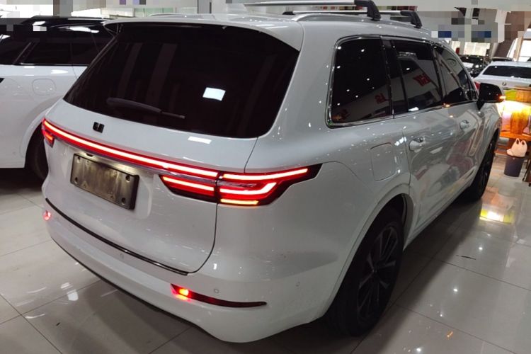 Used Li Auto ONE 2021 Extended-Range 6-Seater Version Rear Right 45 Deg