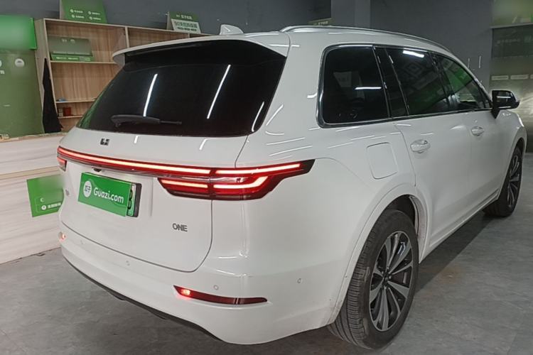 Used Li Auto ONE 2021 Extended-Range 6-Seater Version Rear Right 45 Deg