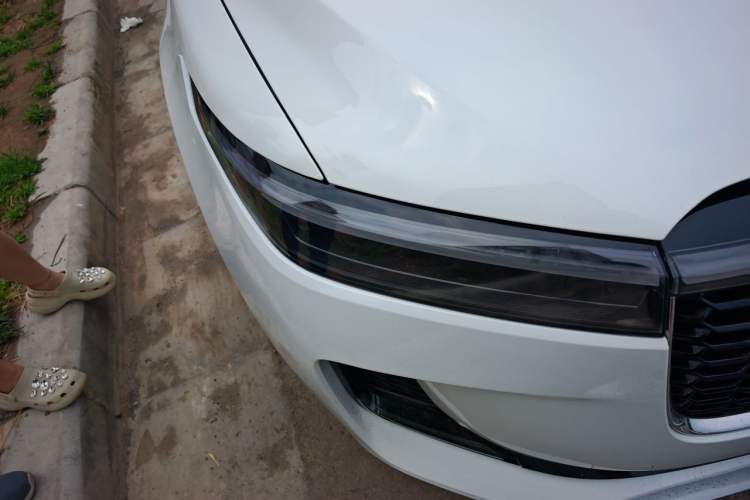 Used Li Auto ONE 2021 Extended-Range 6-Seater Version Right Front Headlight