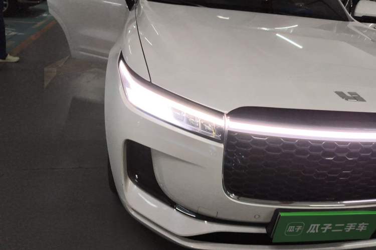 Used Li Auto ONE 2021 Extended-Range 6-Seater Version Right Front Headlight