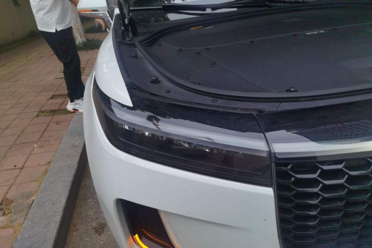 Used Li Auto ONE 2021 Extended-Range 6-Seater Version Right Front Headlight