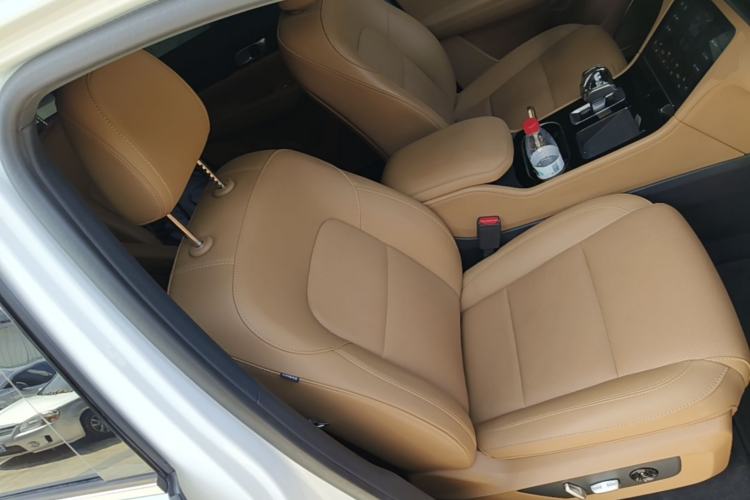 Used Li Auto ONE 2021 Extended-Range 6-Seater Version Right Front Seat