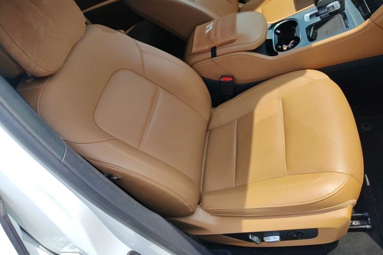 Used Li Auto ONE 2021 Extended-Range 6-Seater Version Right Front Seat