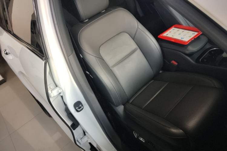 Used Li Auto ONE 2021 Extended-Range 6-Seater Version Right Front Seat