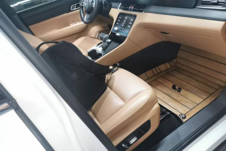 Used Li Auto ONE 2021 Extended-Range 6-Seater Version Right Front Seat