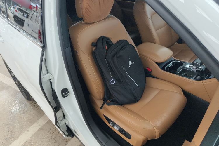 Used Li Auto ONE 2021 Extended-Range 6-Seater Version Right Front Seat